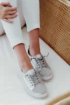 VeloCraft™ Leather Sneakers — Step Into All-Day Confidence and Effortless Elegance