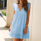 Solina Breeze™ — Stay Cool, Confident, and Hands-Free All Summer Long
