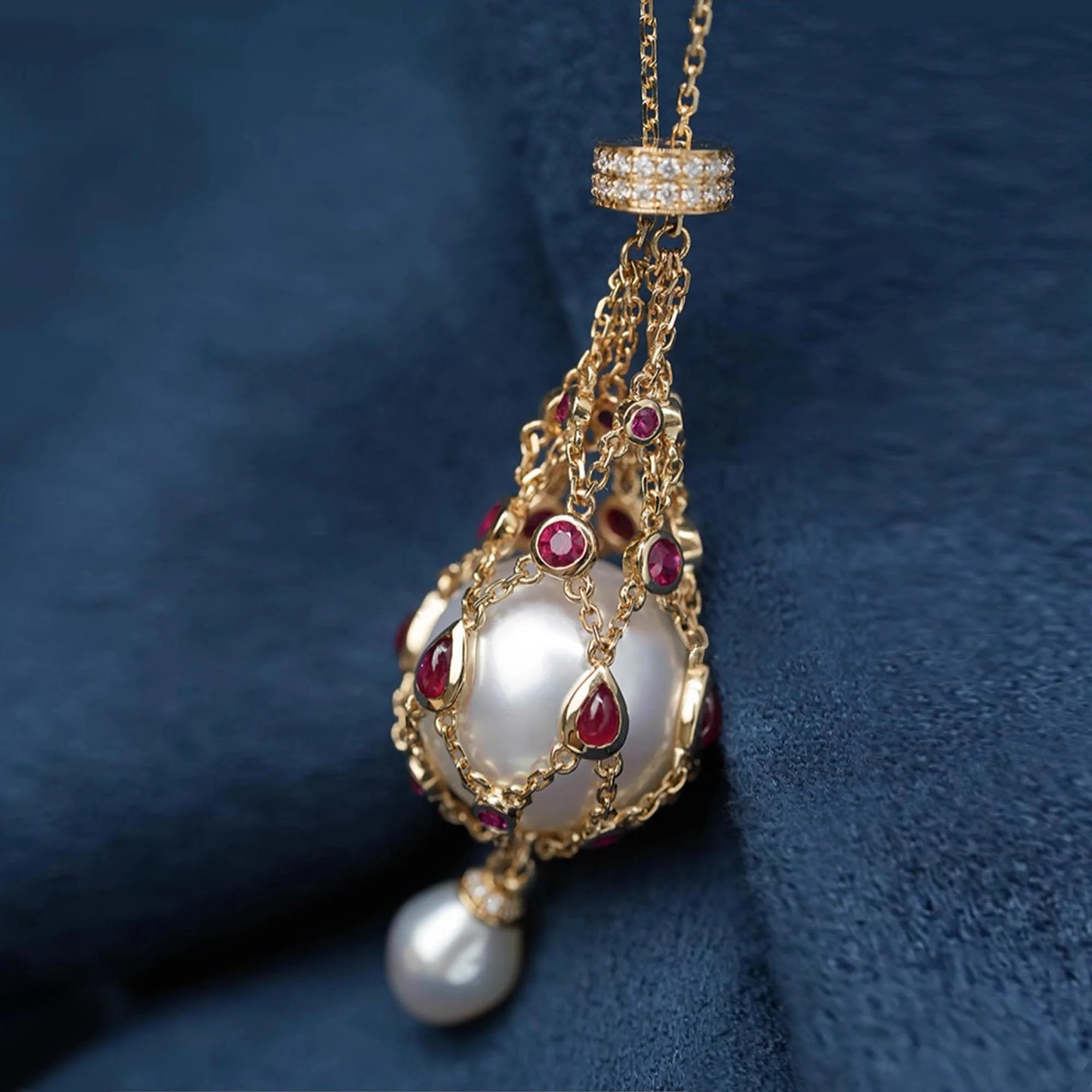 LuxePearl™ — Elevate Your Confidence with Timeless Italian Elegance