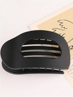 VioraClip™ — Hold Your Style All Day with Feather-Light Comfort and Effortless Elegance