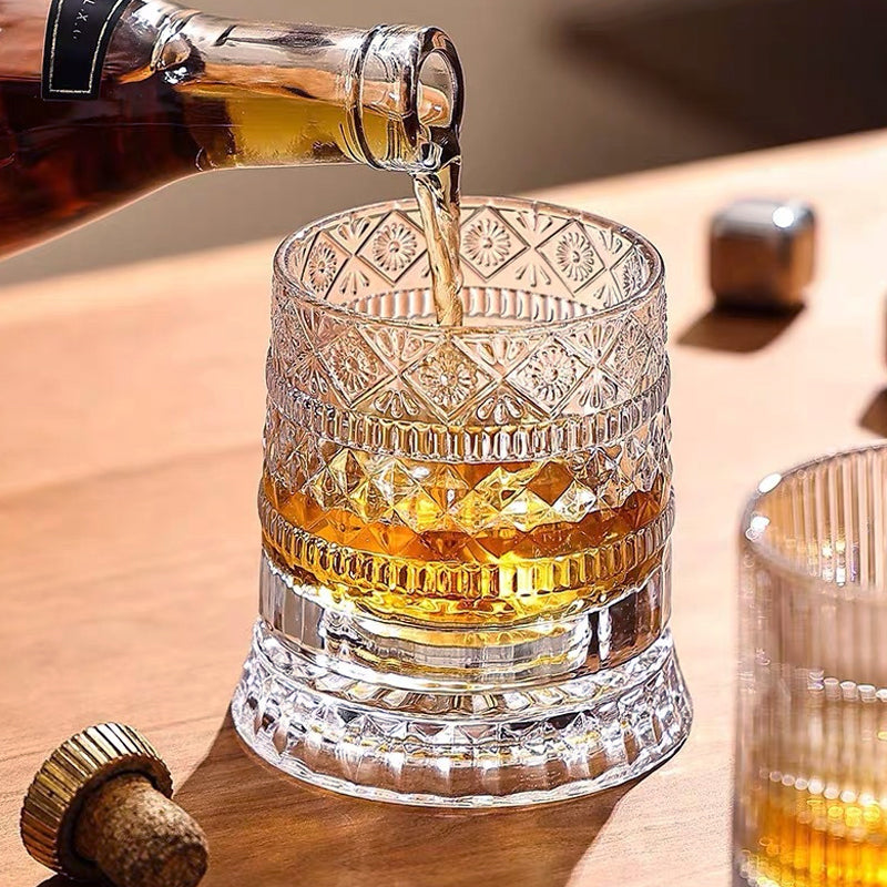 SipSpin™ — Transform Your Whiskey Into a Mesmerizing Moment of Relaxation and Style