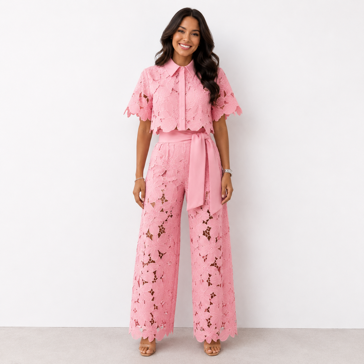 VelaVive™ Two-Piece Set — Stay Cool, Confident, and Stunning Every Hour