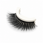 LumaLash™ — Press-On Perfection for Effortless, All-Day Confidence