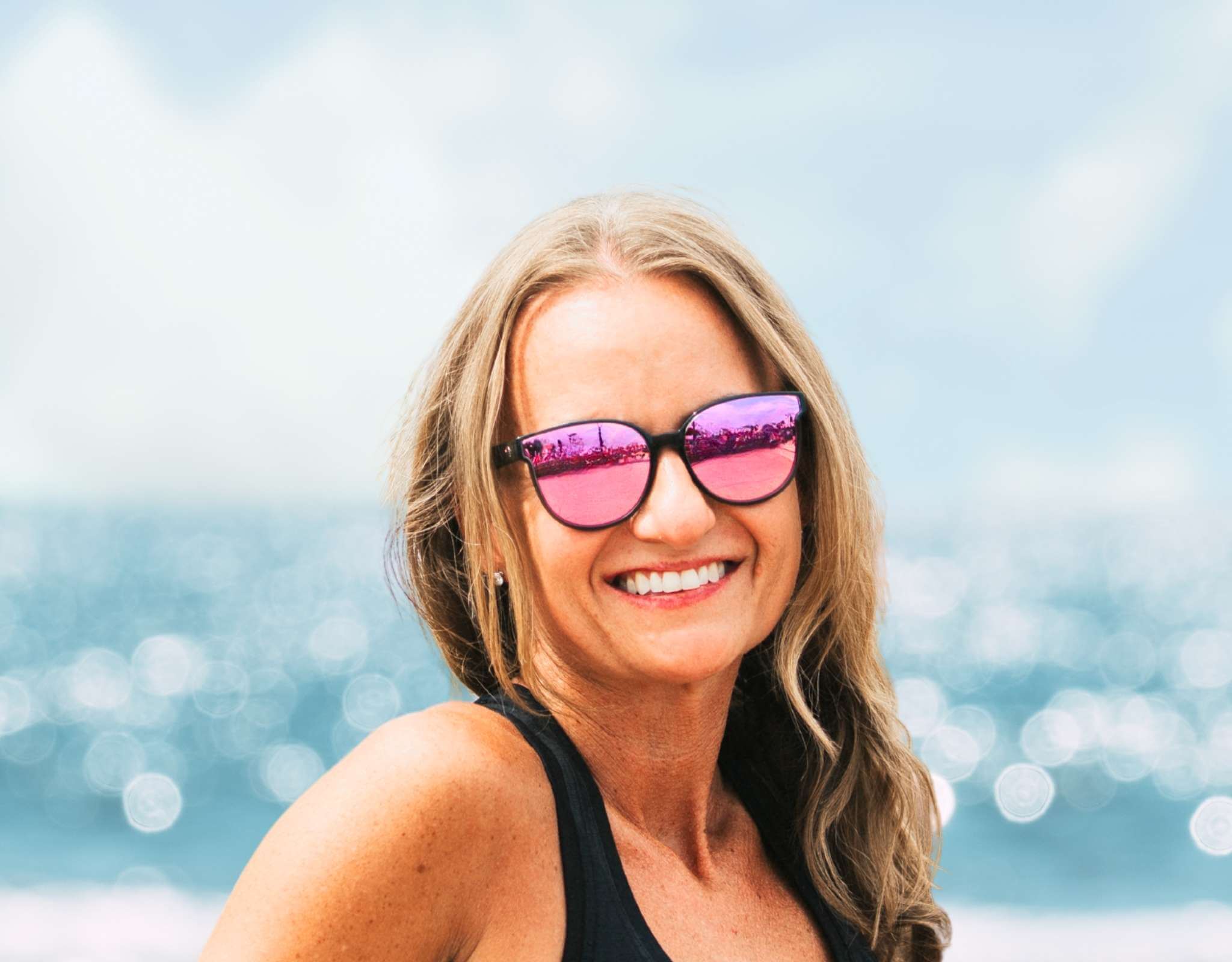 VividAura™ — Sunglasses That Fit Small Faces Like They Were Made for You