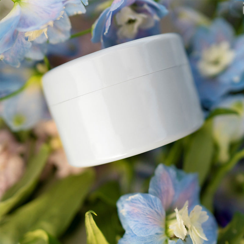 FloraForm™ — Effortless Elegance That Keeps Your Flowers Flawless All Day