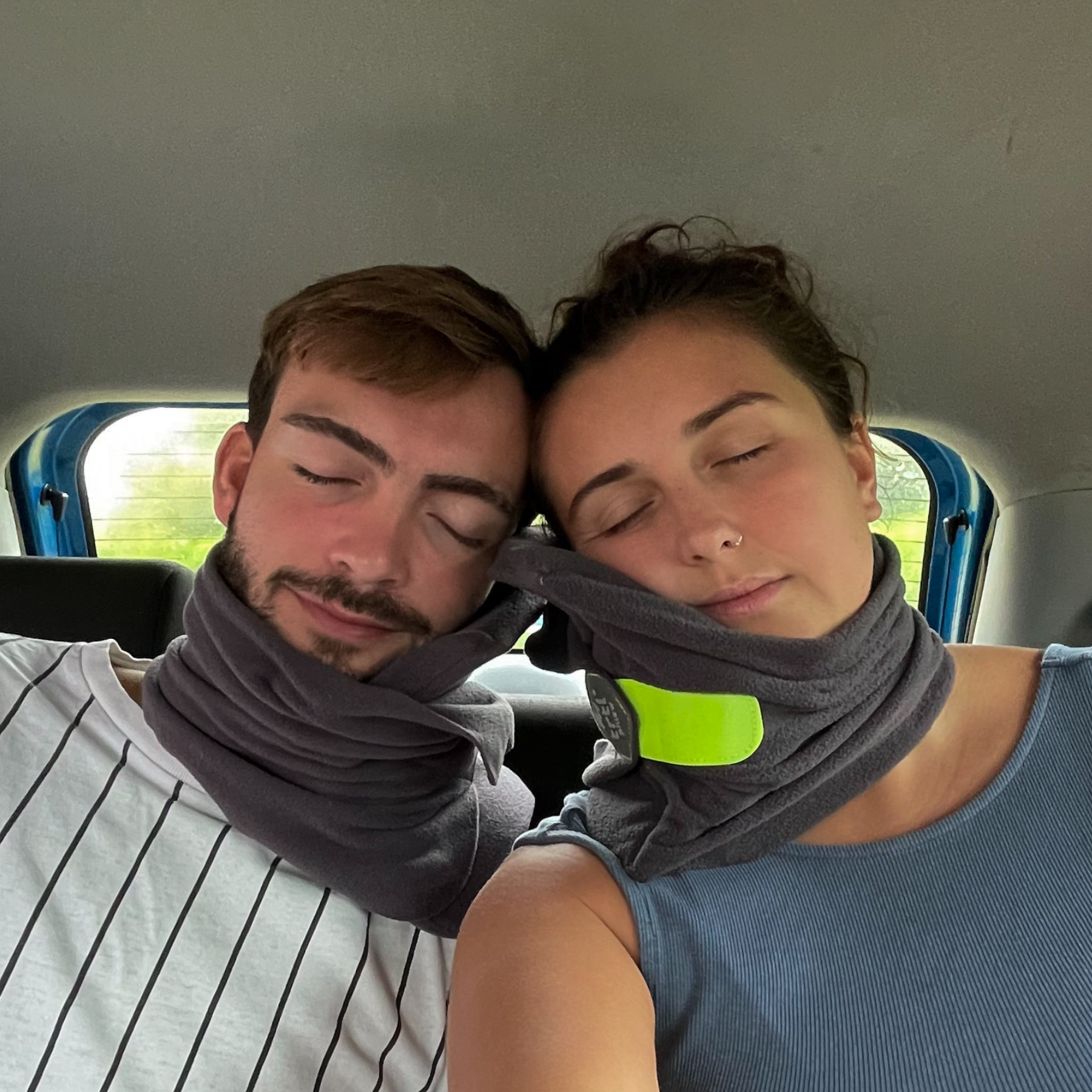 NeckNest™ — Experience Travel Comfort That Leaves Neck Pain Behind
