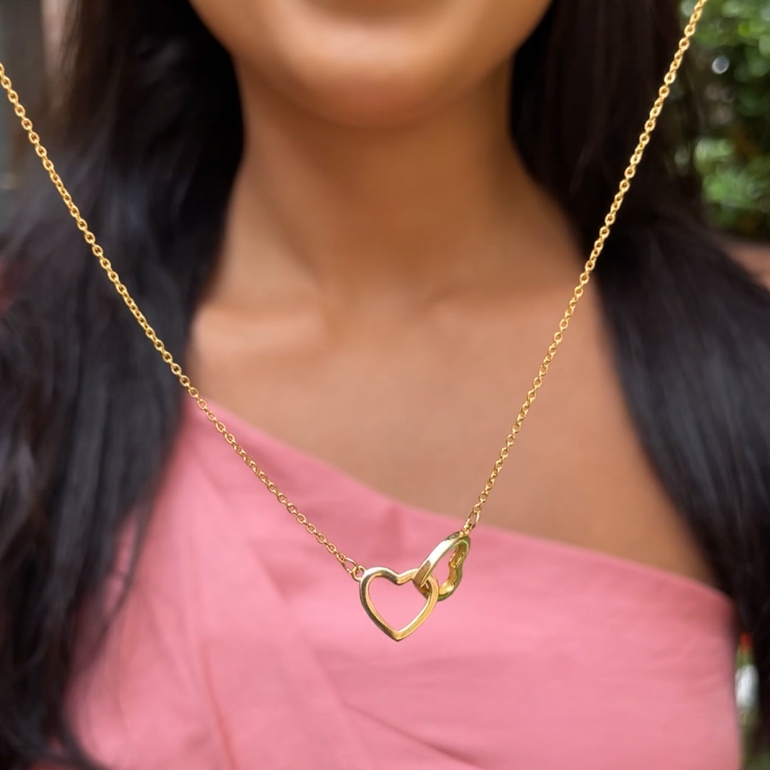 RamoraLuxe™ — Freeze Her Heart in a Timeless Moment of Sparkling Love