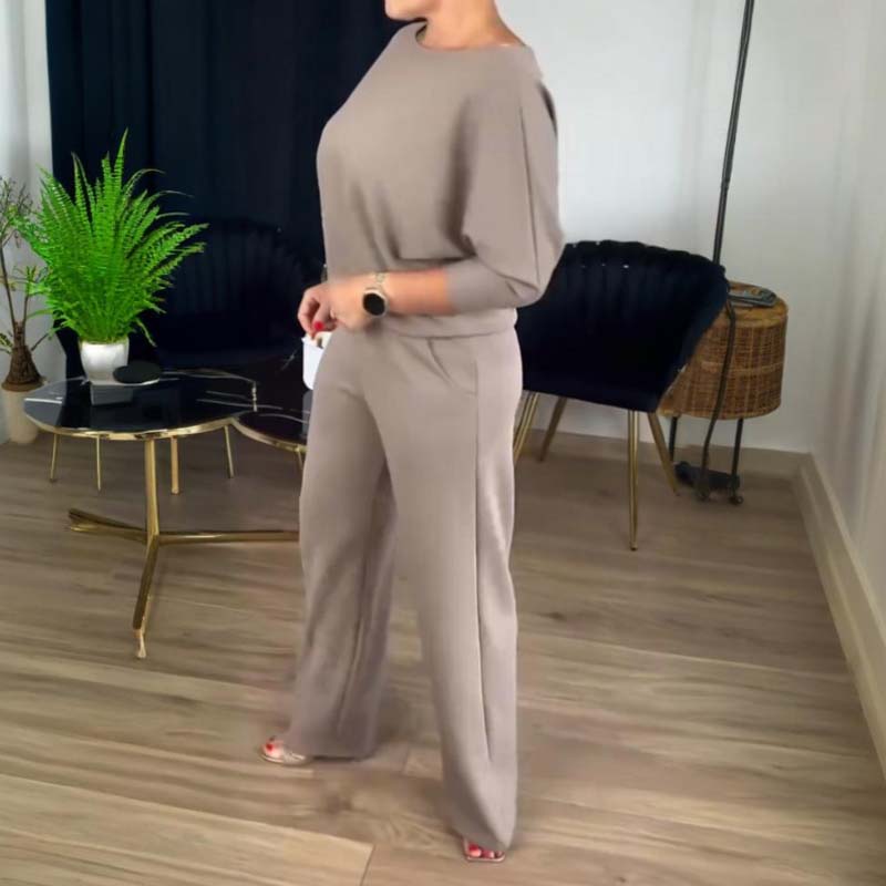 GlowHaven™ — Wrap Yourself in Effortless Elegance and All-Day Comfort