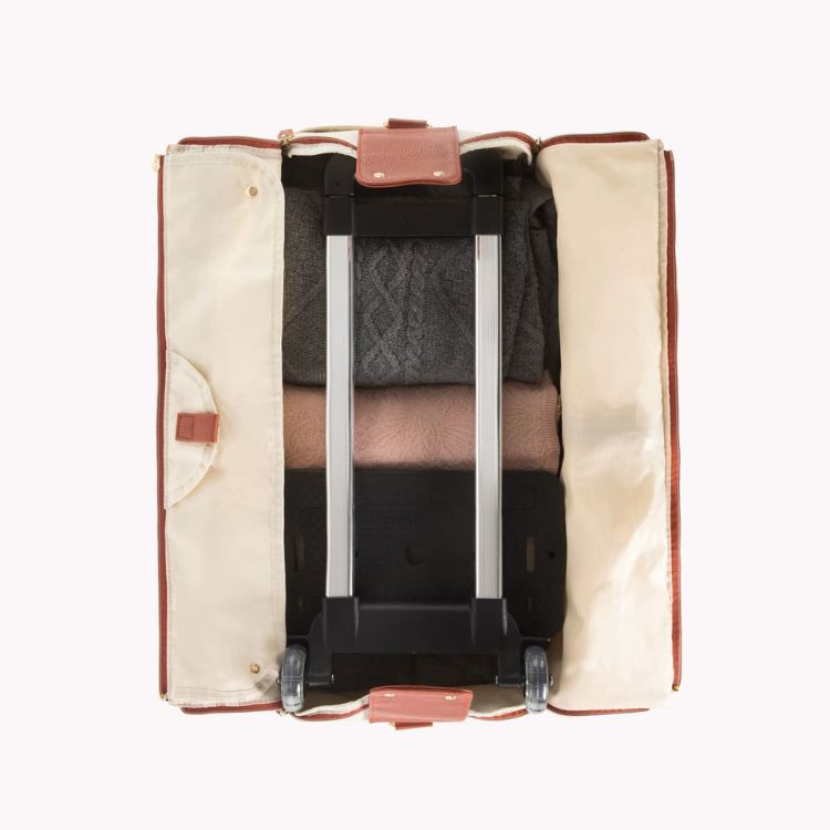 GlideVoyage™ — Arrive Looking Flawless, Travel Your Way with Total Freedom