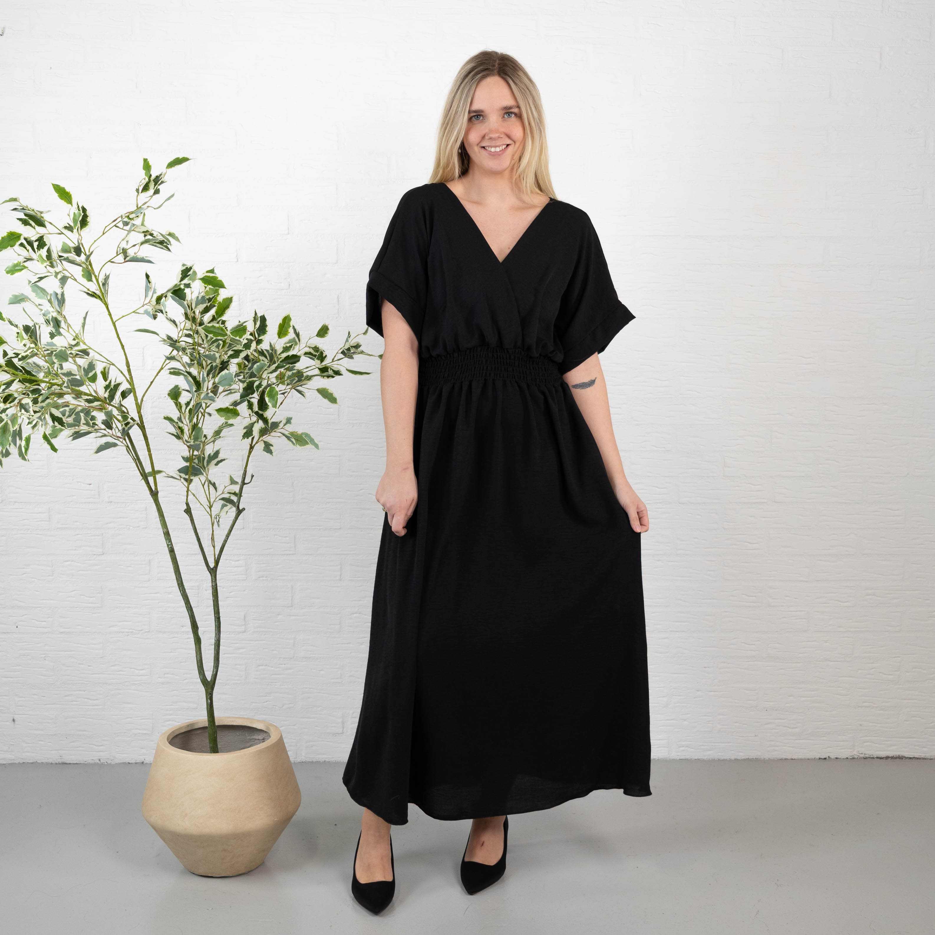 VeloraMist™ Dress — Slip Into Flawless Comfort and Head-Turning Elegance Every Time