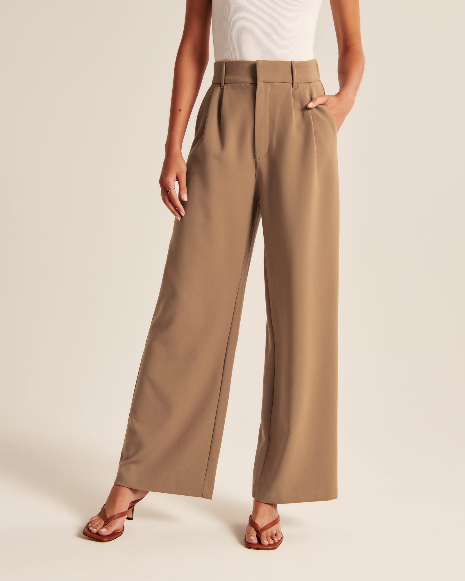 Wide Leg Harmony™ — Embrace Every Curve with All-Day Confidence and Effortless Style