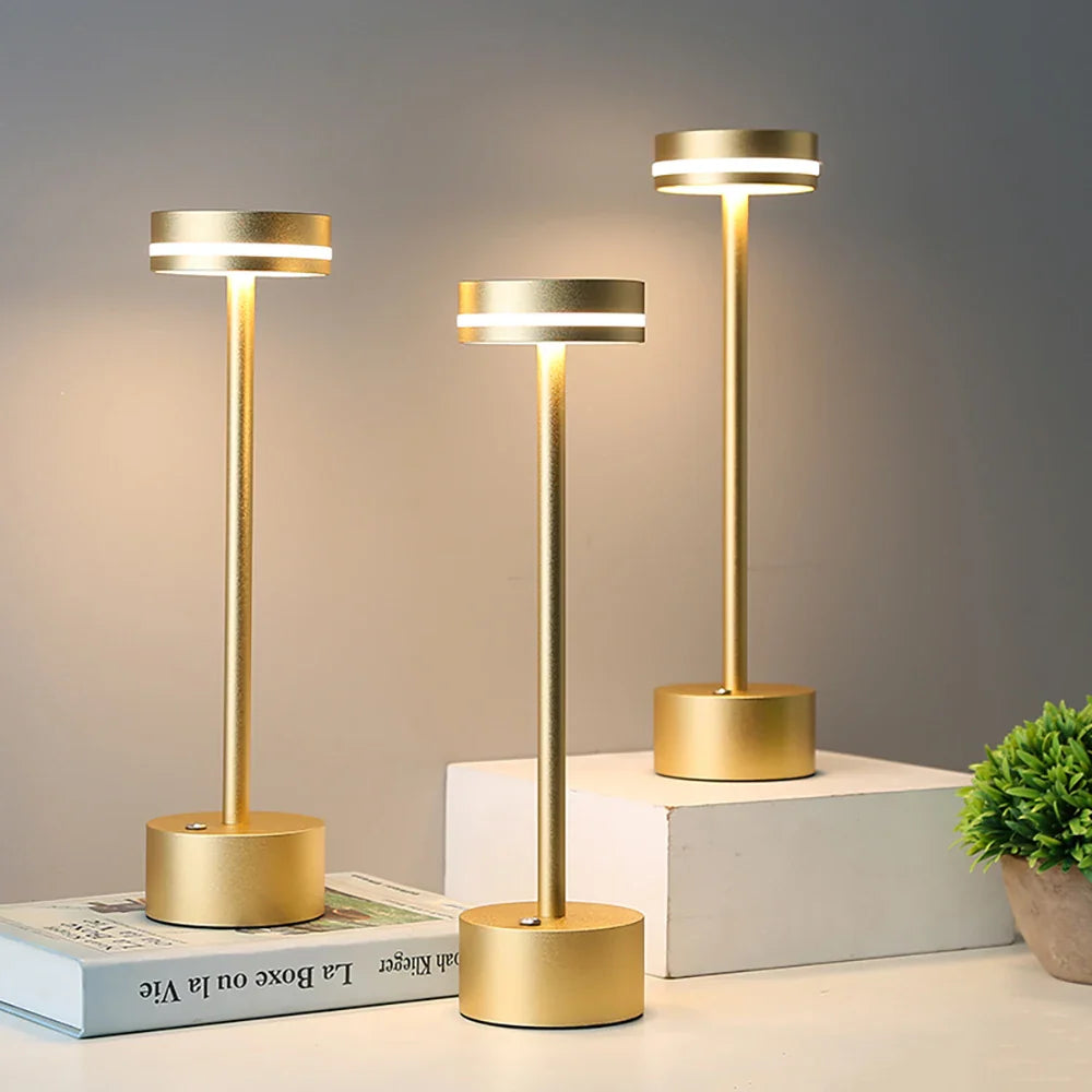 USB oplaadbare tafellamp Touch schakelaar aluminium licht drie kleuren dimmen slaapkamer nachtkastje licht 