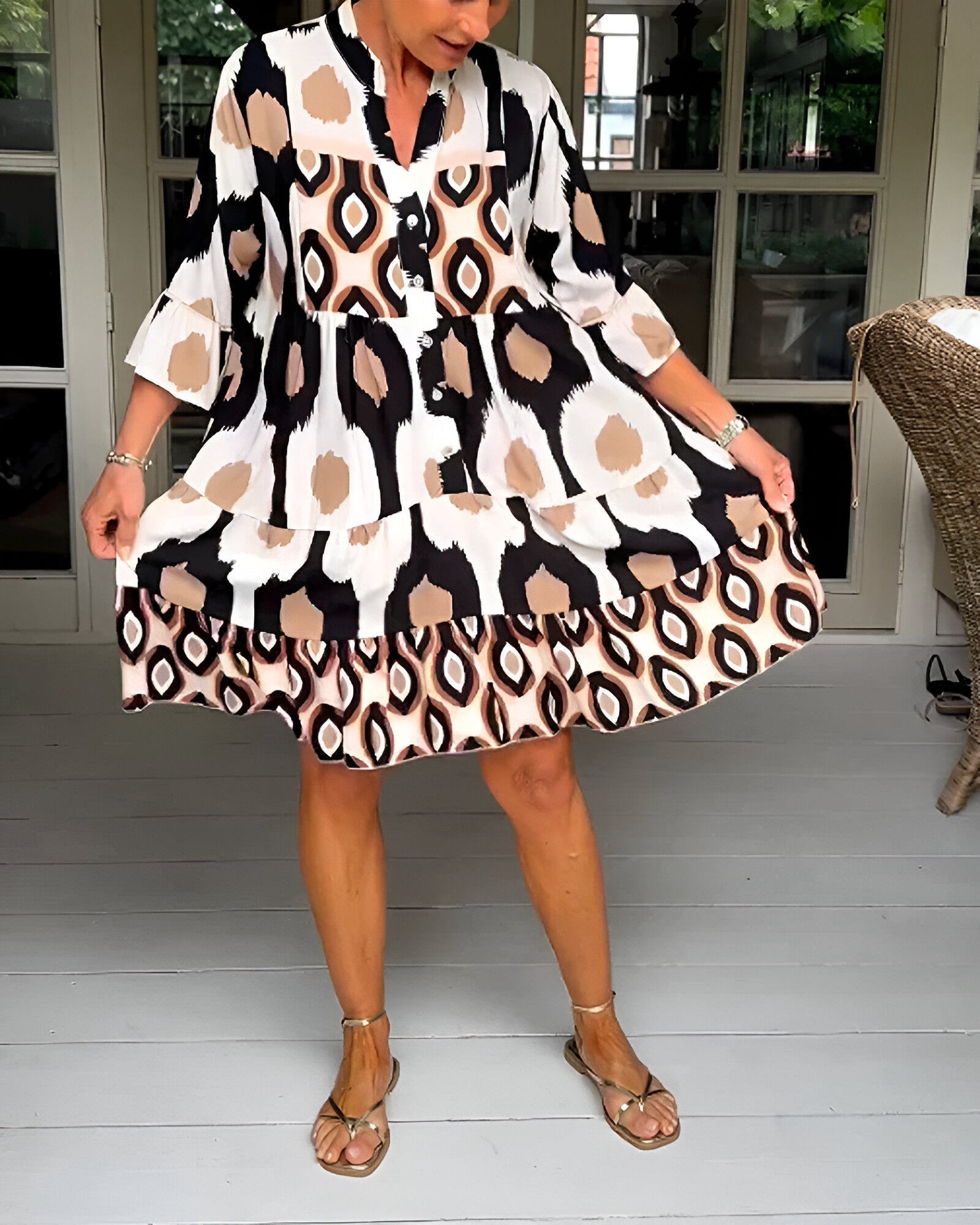 SelunaShade™ — Instantly Smooth Your Silhouette and Own Every Room with Confidence