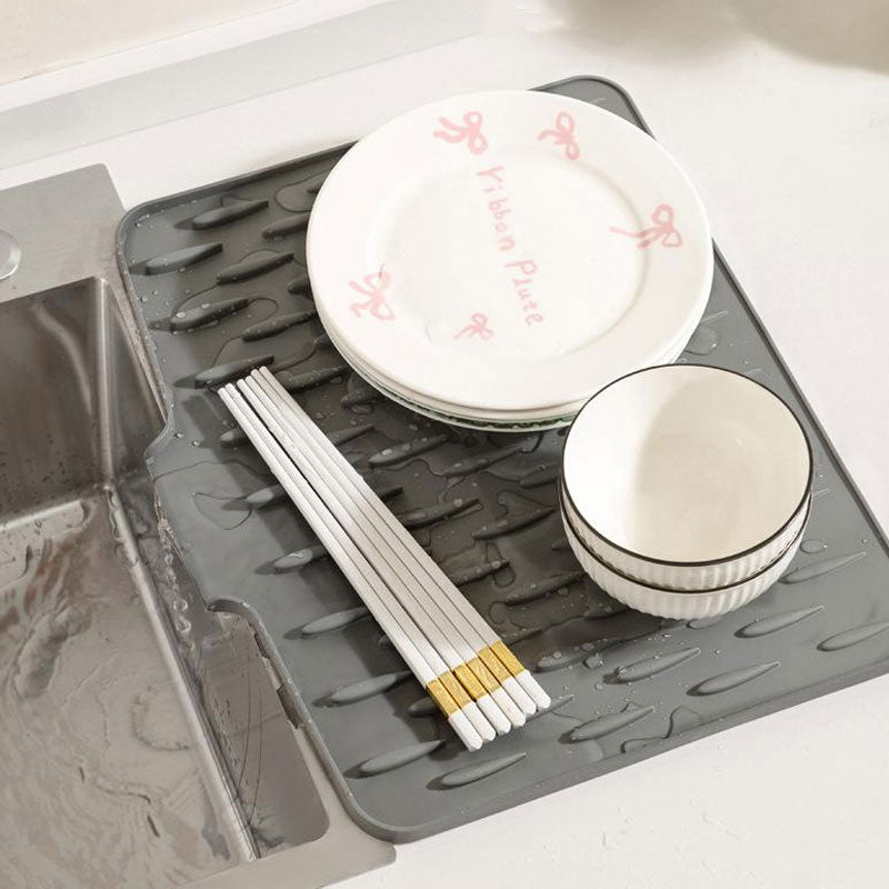 RamanoQ™ — Keep Counters Dry and Protected with Fast-Draining, Heat-Resistant Silicone