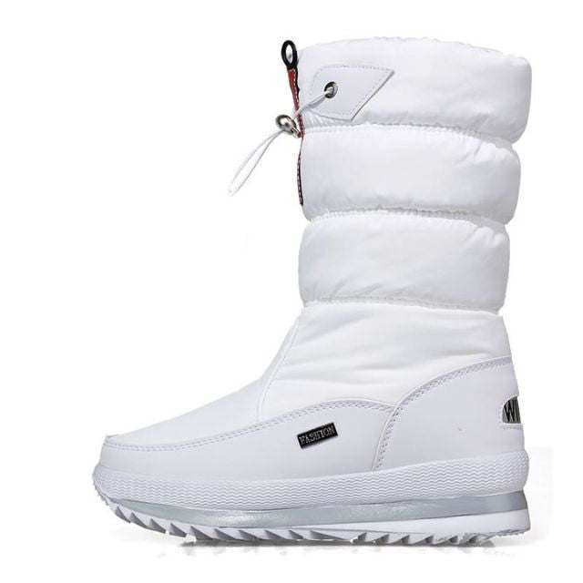 ArcticAura™ — Step Into Unstoppable Warmth and Confident Winter Grip