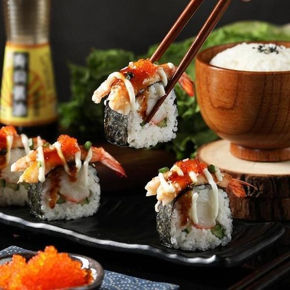RollMaster™ — Effortless Sushi Perfection That Turns You into the Kitchen Star