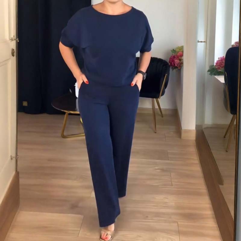 GlowHaven™ — Wrap Yourself in Effortless Elegance and All-Day Comfort