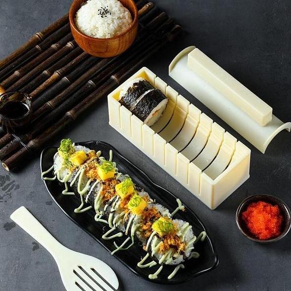 RollMaster™ — Effortless Sushi Perfection That Turns You into the Kitchen Star