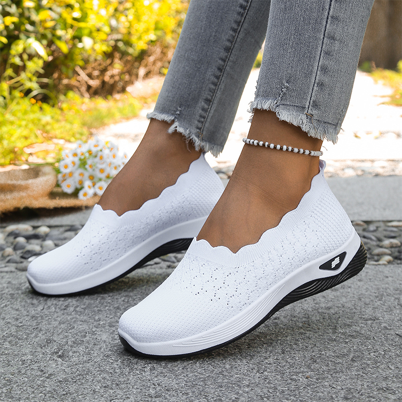 AerisStep™ — Slip into all-day air-cushioned freedom and cool comfort