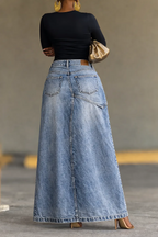 LunaFemme™ — Embrace Every Curve with Unstoppable Confidence and Timeless Style