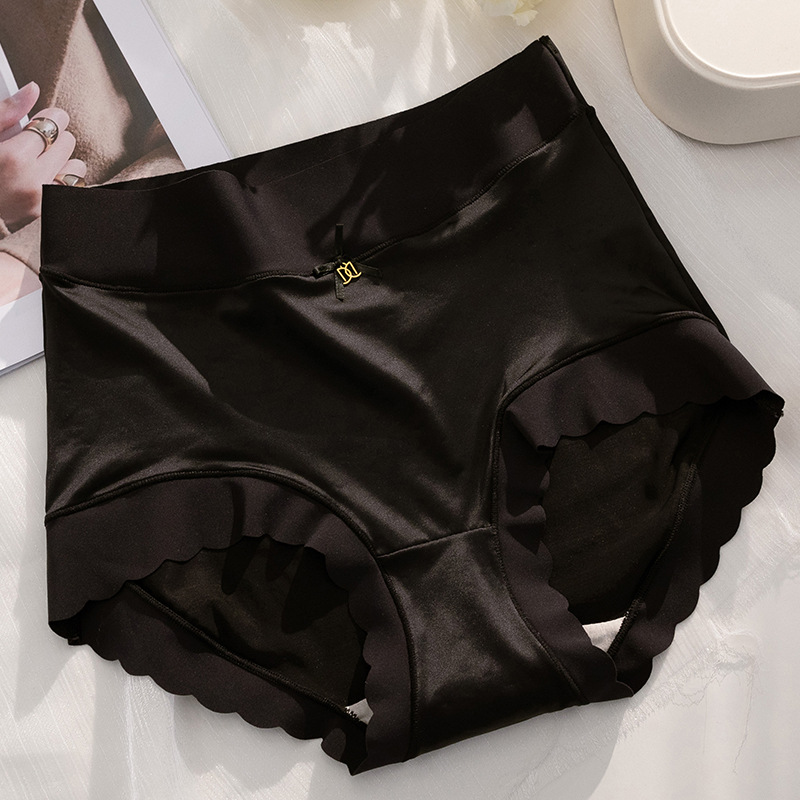 VelaSilk™ Moisture Shield Panties — Embrace All-Day Freshness and Unstoppable Confidence