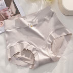 VelaSilk™ Moisture Shield Panties — Embrace All-Day Freshness and Unstoppable Confidence
