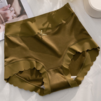 VelaSilk™ Moisture Shield Panties — Embrace All-Day Freshness and Unstoppable Confidence