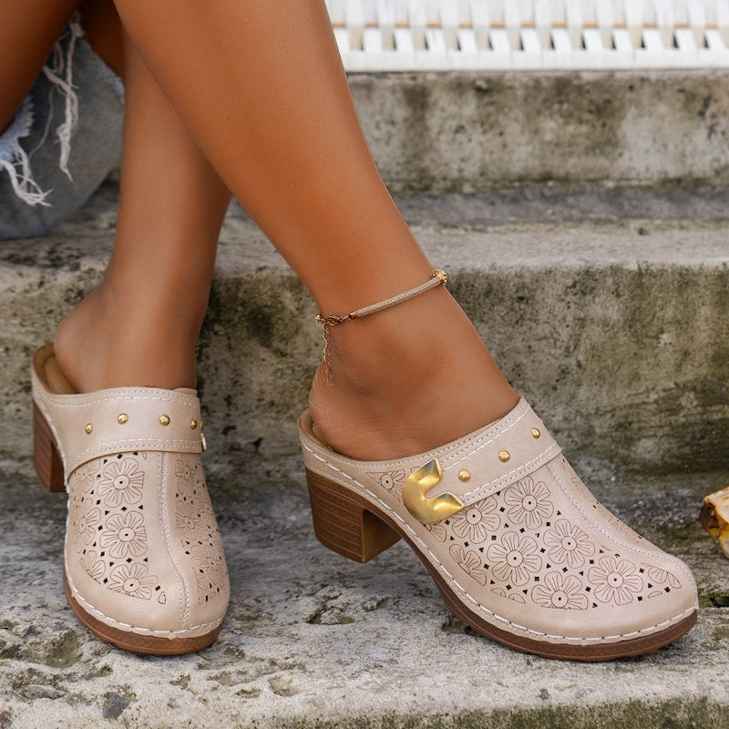 Elegant closed-toe sandals with block heels